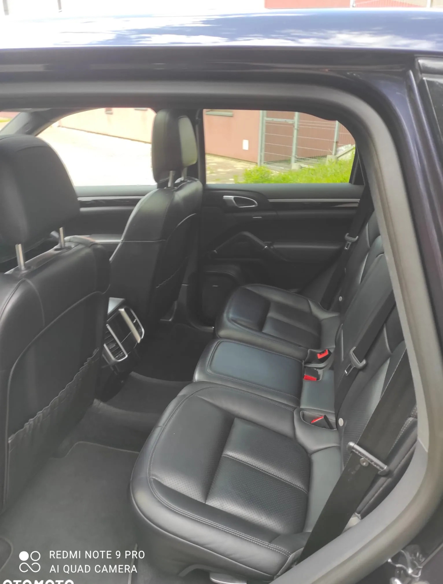 Porsche Cayenne cena 165000 przebieg: 88000, rok produkcji 2017 z Poznań małe 277